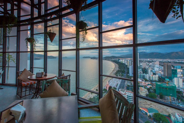 Tham Khảo Top 10 Nhà Hàng View Đẹp Ở Nha Trang