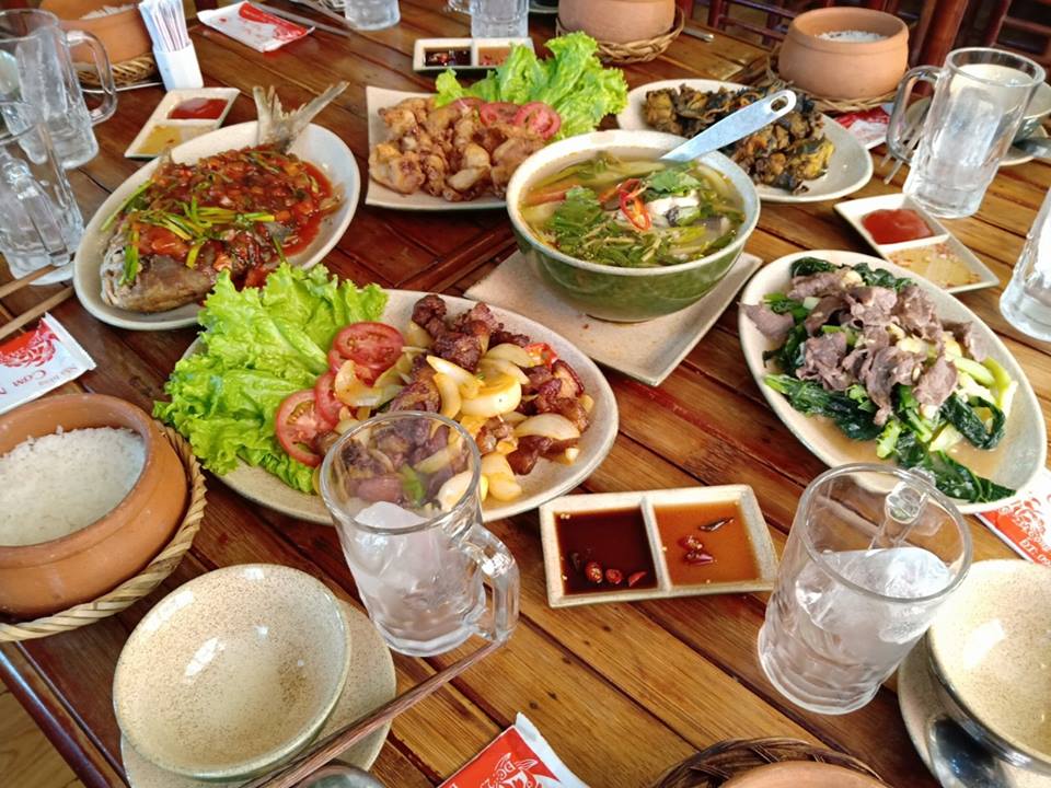 nhà hàng ăn trưa Sài Gòn