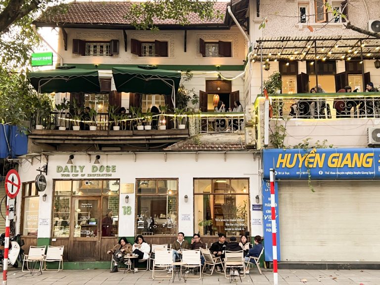 Top 10 Quán Cafe Phòng Riêng Hà Nội Không Thể Bỏ Lỡ