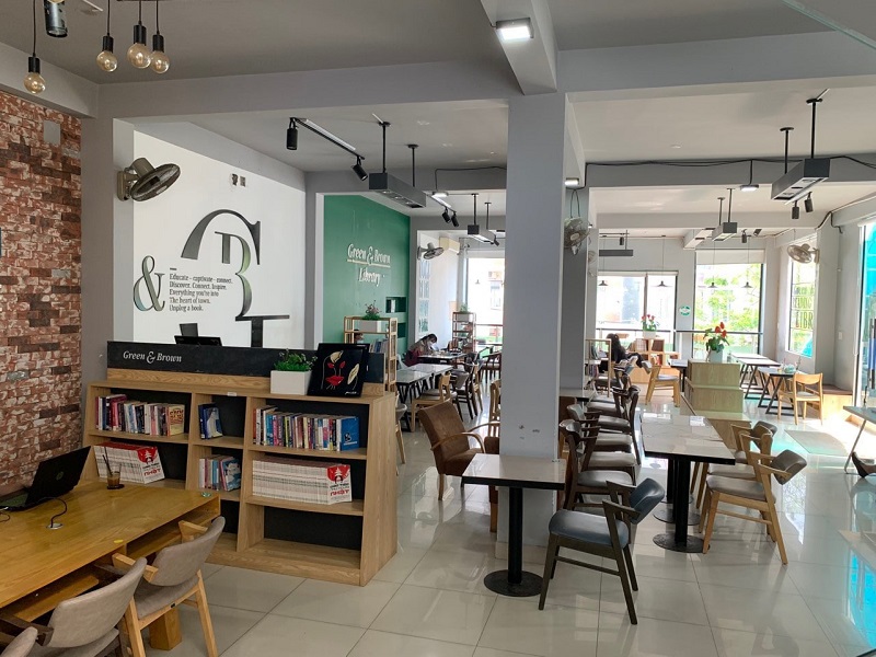 Quán cafe sách Đà Nẵng Green & Brown Coffee