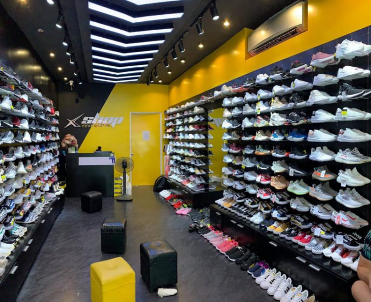 shop giày sneaker Hà Nội 